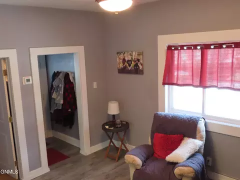 105 9th Ave NW, Mandan, ND 58554 photo 22