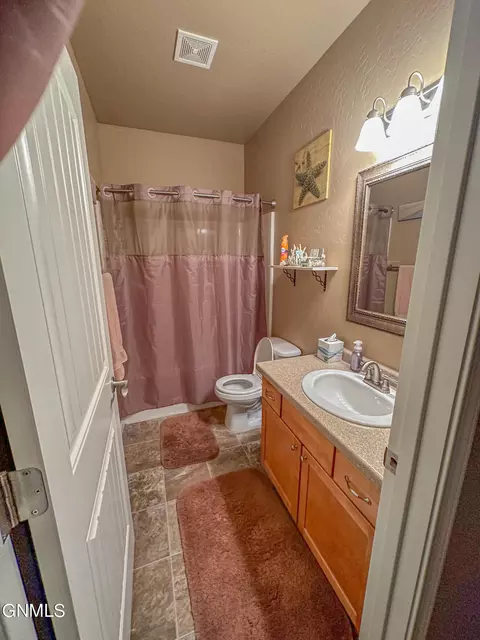 1906 Timbers St W, Williston, ND 58801 photo 23