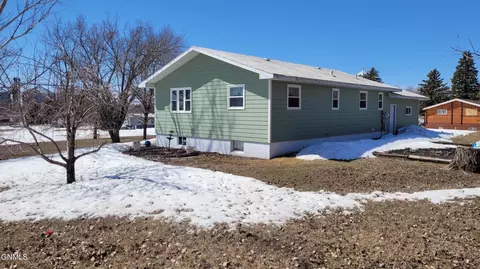 310 5th Ave NE, Lamoure, ND 58458 photo 4