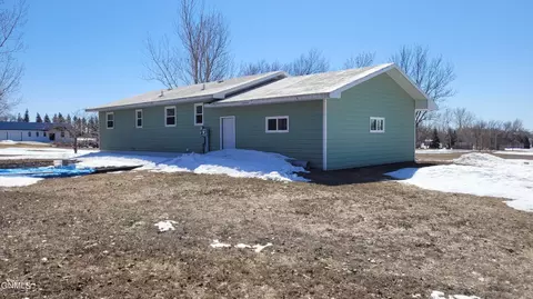 310 5th Ave NE, Lamoure, ND 58458 photo 9