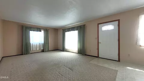 310 5th Ave NE, Lamoure, ND 58458 photo 14