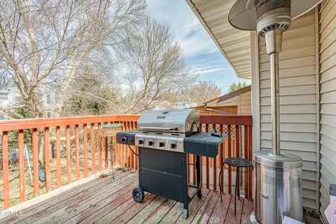 627 Craig Dr NW, Mandan, ND 58554 photo 37