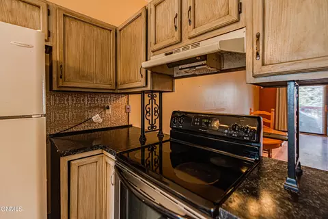627 Craig Dr NW, Mandan, ND 58554 photo 7