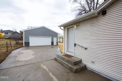 920 N 15th St, Bismarck, ND 58501 photo 23