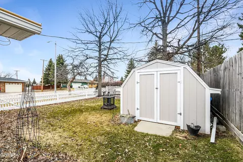 204 E Highland Dr, Williston, ND 58801 photo 32