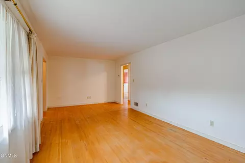 1309 Apache St, Bismarck, ND 58501 photo 12