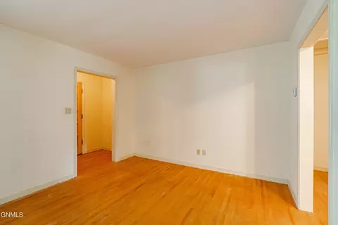 1309 Apache St, Bismarck, ND 58501 photo 13