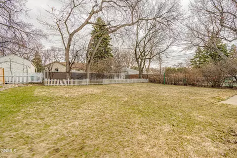 1309 Apache St, Bismarck, ND 58501 photo 47