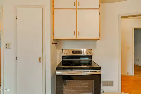 1309 Apache St, Bismarck, ND 58501 photo 7