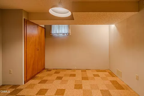 1309 Apache St, Bismarck, ND 58501 photo 42