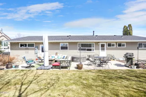 2331 17th Cir W, Williston, ND 58801 photo 38