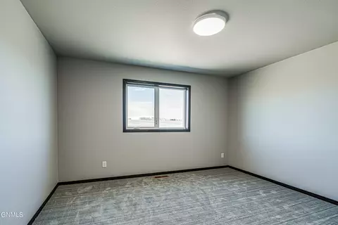 4824 E Calgary Ave, Bismarck, ND 58503 photo 41