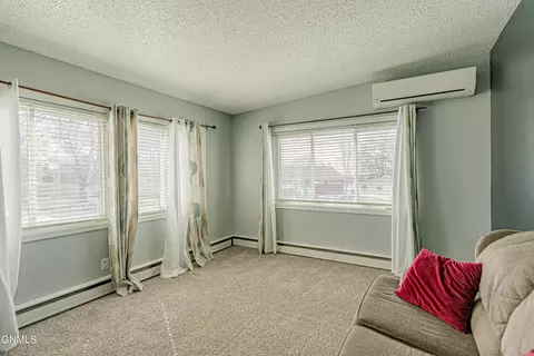 2420 Avenue C E, Bismarck, ND 58501 photo 30