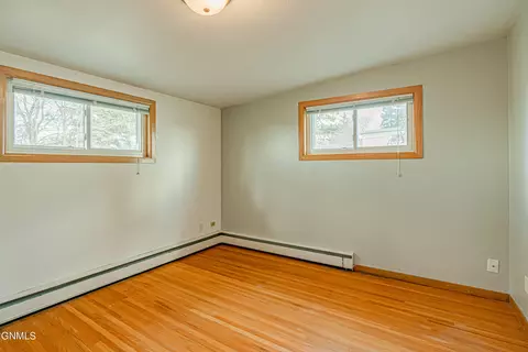2420 Avenue C E, Bismarck, ND 58501 photo 14