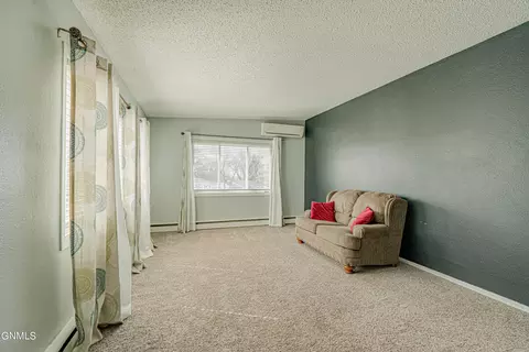 2420 Avenue C E, Bismarck, ND 58501 photo 28