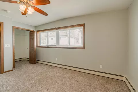 2420 Avenue C E, Bismarck, ND 58501 photo 35