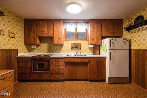 604 Capital Ave, Bismarck, ND 58501 photo 23
