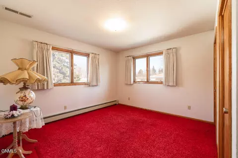 604 Capital Ave, Bismarck, ND 58501 photo 19