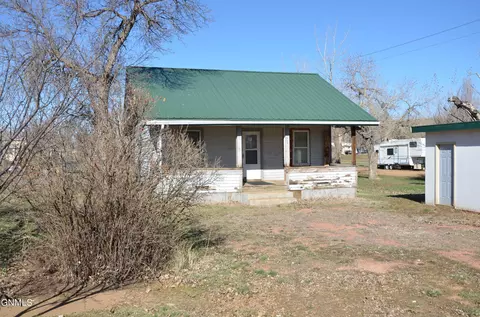 111 2nd Ave SE, Marmarth, ND 58643