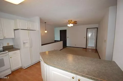 304 11th St SE, Sidney, MT 59270 photo 7