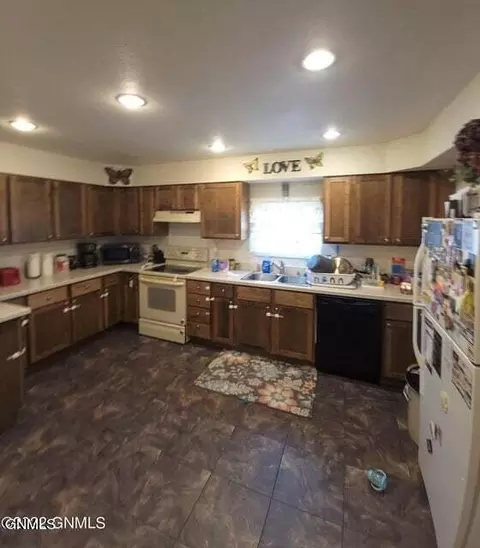 304 3rd St, Reeder, ND 58649 photo 7