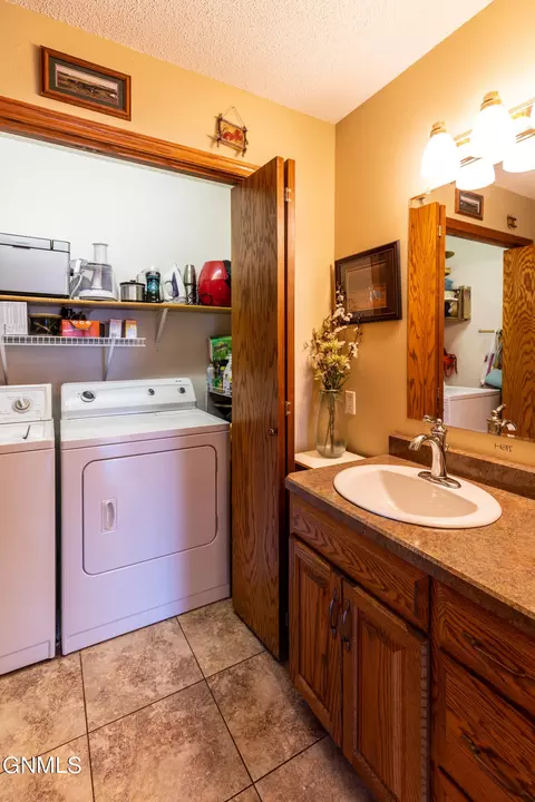 16700 Hwy 83, Baldwin, ND 58521 photo 19