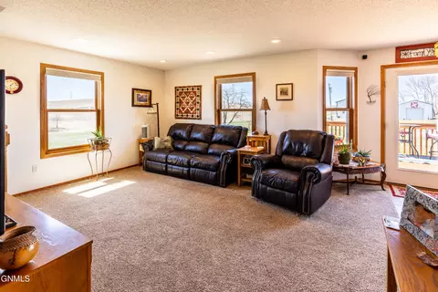 16700 Hwy 83, Baldwin, ND 58521 photo 12