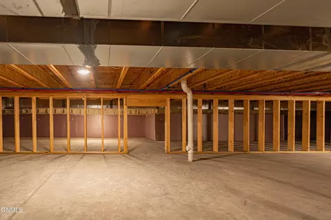 5209 Hendrickson Dr, Bismarck, ND 58501 photo 75