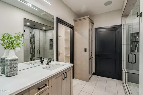 5209 Hendrickson Dr, Bismarck, ND 58501 photo 61