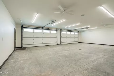 5209 Hendrickson Dr, Bismarck, ND 58501 photo 64