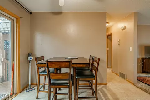 204 3rd St NW, Mandan, ND 58554 photo 22
