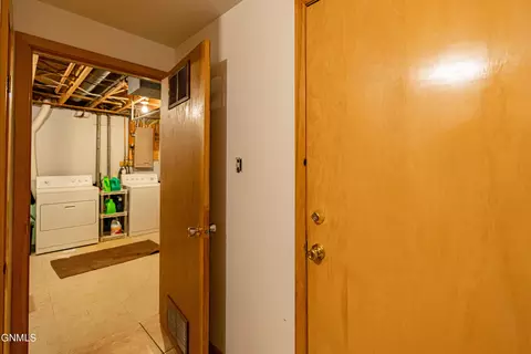 204 3rd St NW, Mandan, ND 58554 photo 42