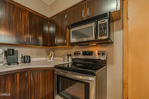 204 3rd St NW, Mandan, ND 58554 photo 21