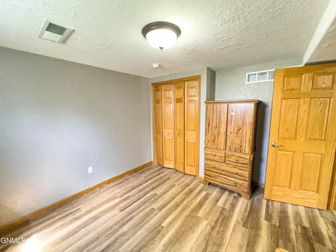 Bedroom - 5419 134th Ave NW, Williston, ND 58801 photo 7 of 7