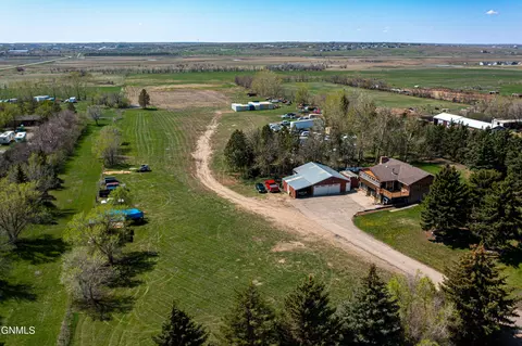 View/Area - 5419 134th Ave NW, Williston, ND 58801 photo 2 of 6