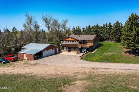 5419 134th Ave NW, Williston, ND 58801