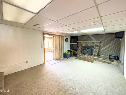 Living - 5419 134th Ave NW, Williston, ND 58801 photo 2 of 2
