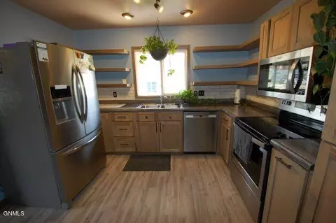 607 7th Ave SE, Sidney, MT 59270 photo 11