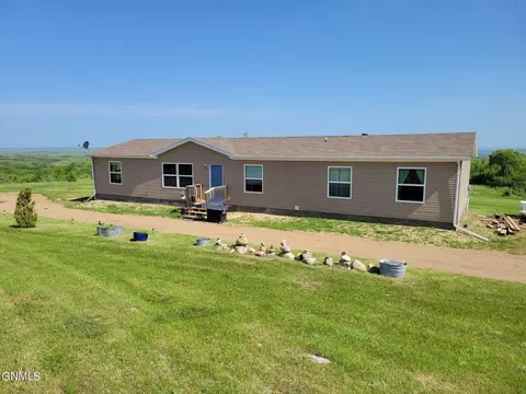 981 Bia Route 20a, Halliday, ND 58636