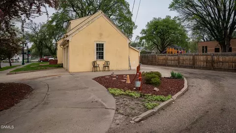 404 C Ave E, Bismarck, ND 58501 photo 46