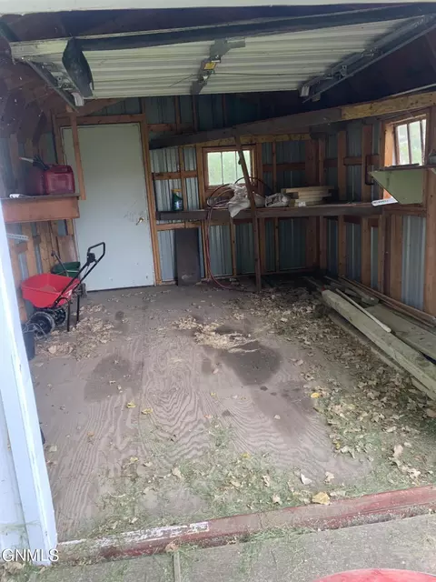 217 Maple St E, Gackle, ND 58442 photo 22