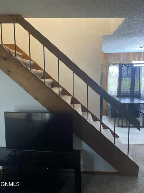 217 Maple St E, Gackle, ND 58442 photo 7
