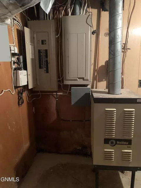 217 Maple St E, Gackle, ND 58442 photo 30