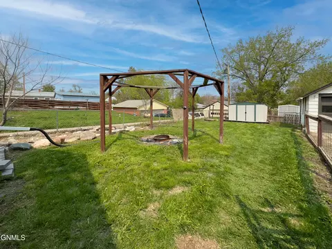 317 1st St SE, Stanley, ND 58784 photo 29