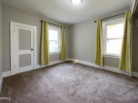 317 1st St SE, Stanley, ND 58784 photo 10