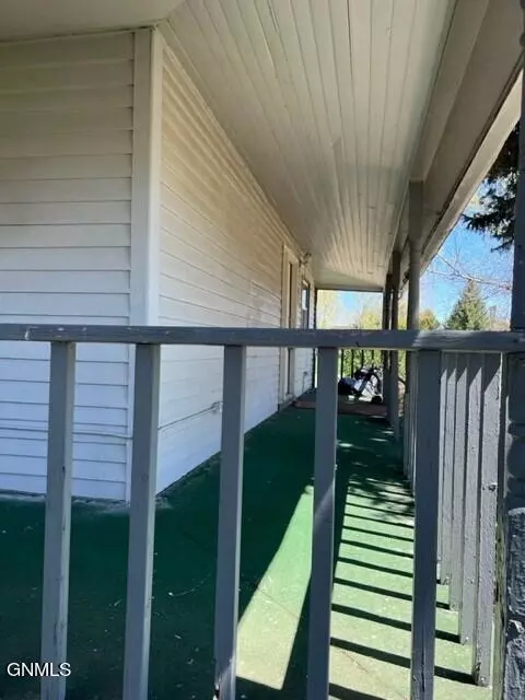 406 Cliff St, Gladstone, ND 58630 photo 6