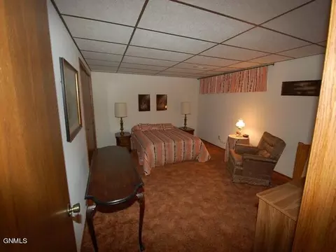 1101 13th St SW, Sidney, MT 59270 photo 17
