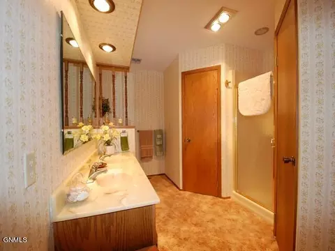 1101 13th St SW, Sidney, MT 59270 photo 14