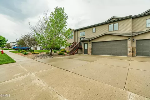 1502 Sharloh Loop, Bismarck, ND 58501 photo 61