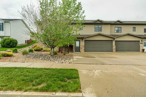 1502 Sharloh Loop, Bismarck, ND 58501 photo 62